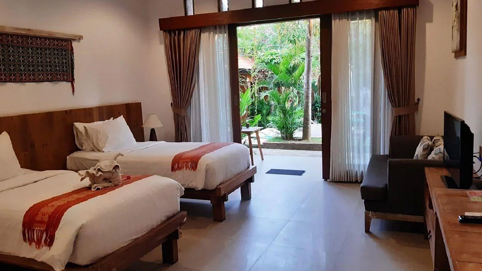 Deluxe room Two Single Bed Mina Pelasa Hotel Legian Bali